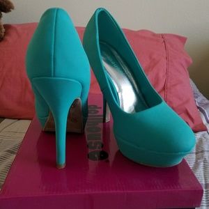 Teal Pumps